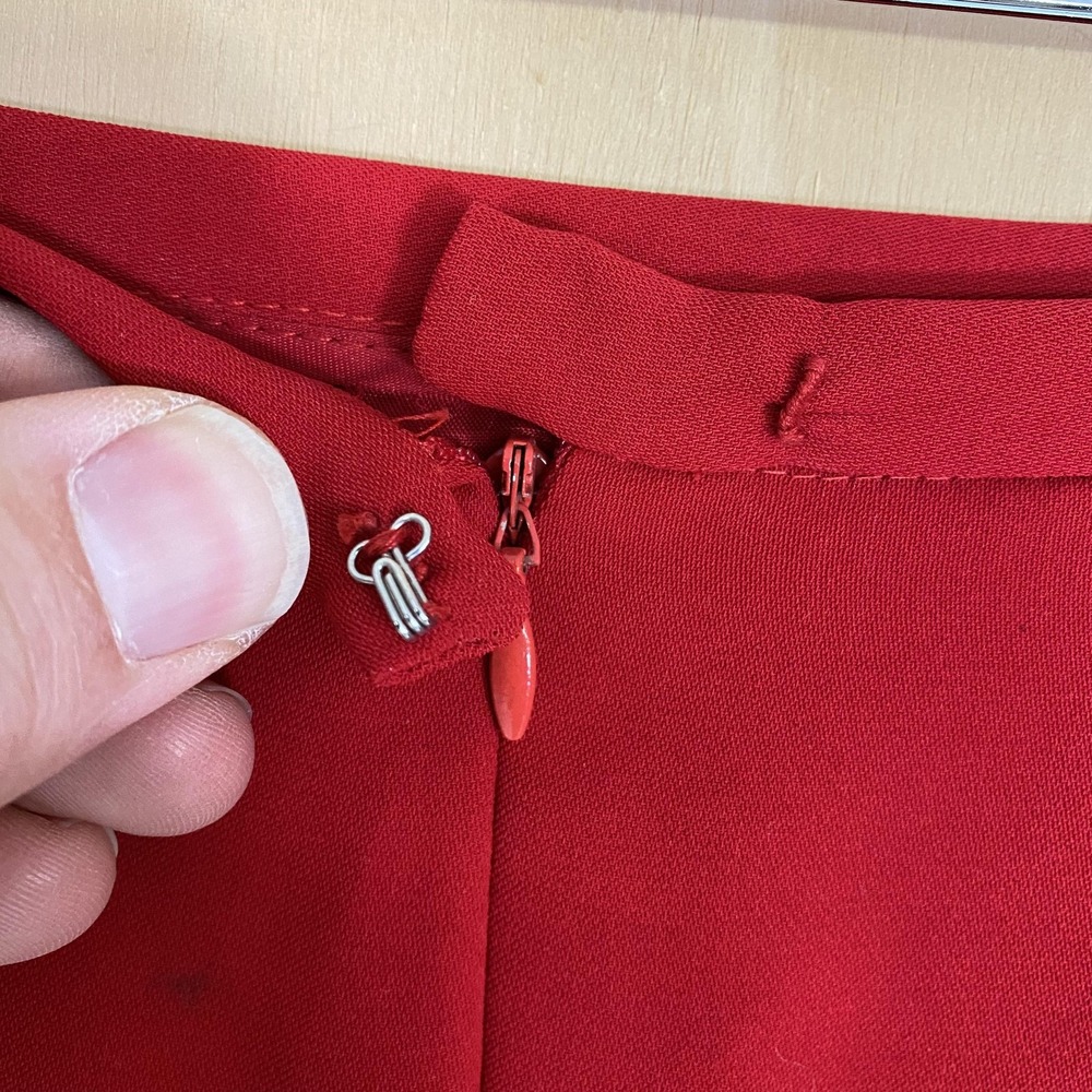 Talbots Skirt Womens 18 Red Pleated Hem Black Trim Lined Knee Length USA Made - Picture 5 of 10